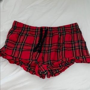 plaid vs sleep shorts